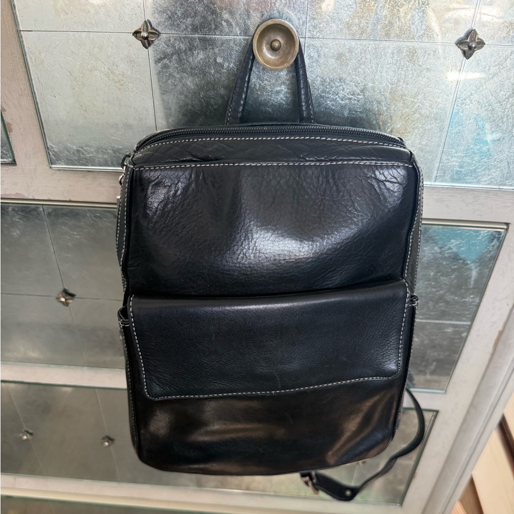 Black Leather Backpack Pearlina